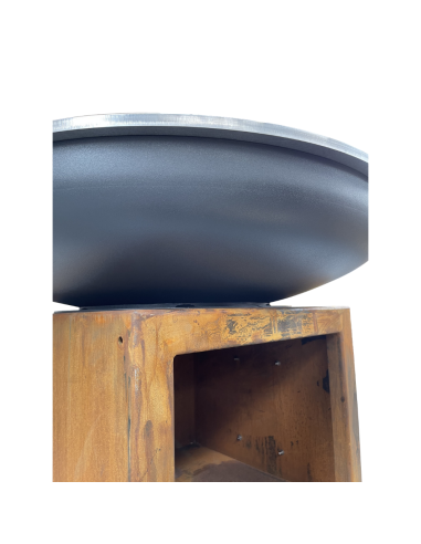 Round corten brasero of Ø 800 mm on...
