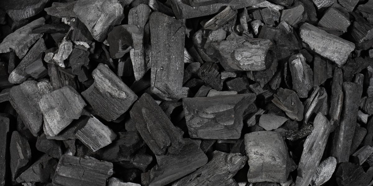 Peut-on utiliser du charbon de bois pour un brasero ? - Blog de Brasero  Artisan